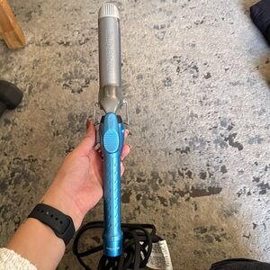 BaBylissPRO Nano Titanium Spring
Curling Iron